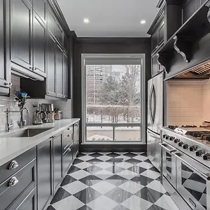 Guest house E Residential Luxury Toronto
